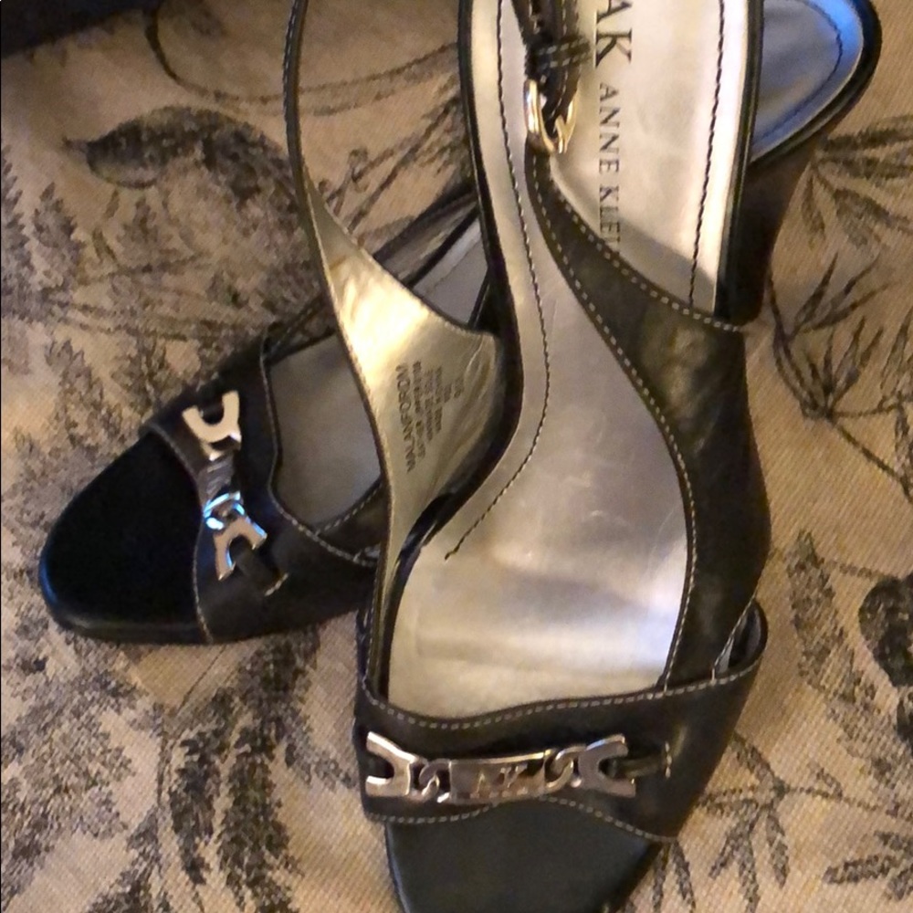 Anne Klein heels in great shape